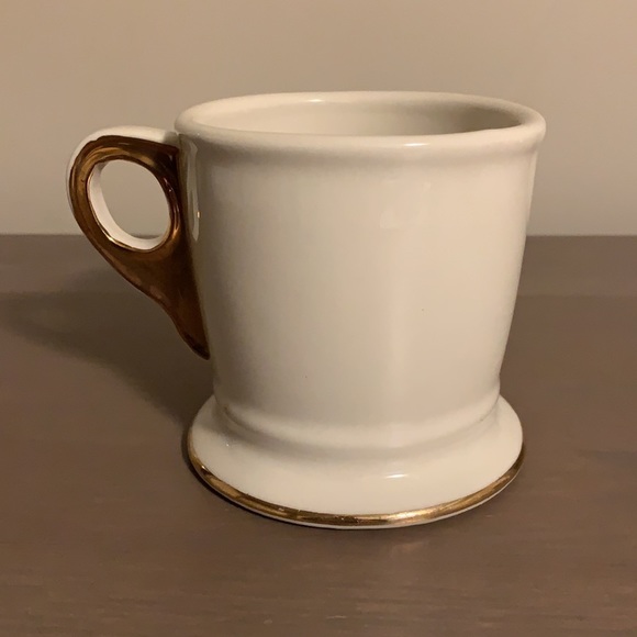 Anthropologie Cream and Gold Ceramic Monogram Initial Letter S Mug - Picture 4 of 7